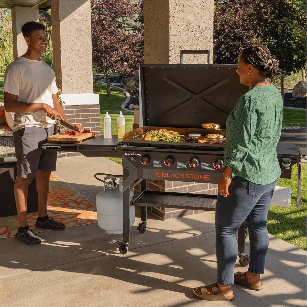Iron-Forged 36" Omnivore Griddle – Premium Powder-Coated Steel with Reinforced Hood, Black Finish