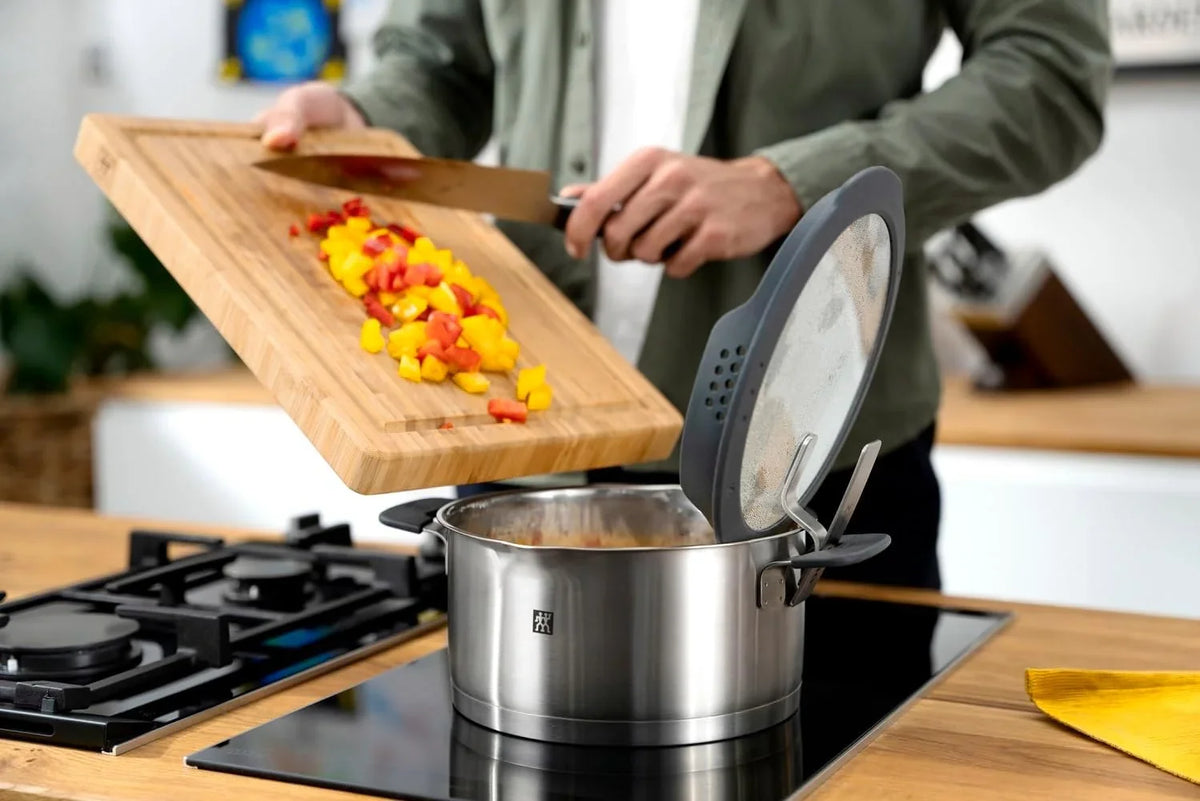 ZWILLING Simplify Kochtopf-Set 5-teilig, Mit Ausgie?funktion, Stay-Cool-Griffe, Induktionsgeeignet, Edelstahl, Silber