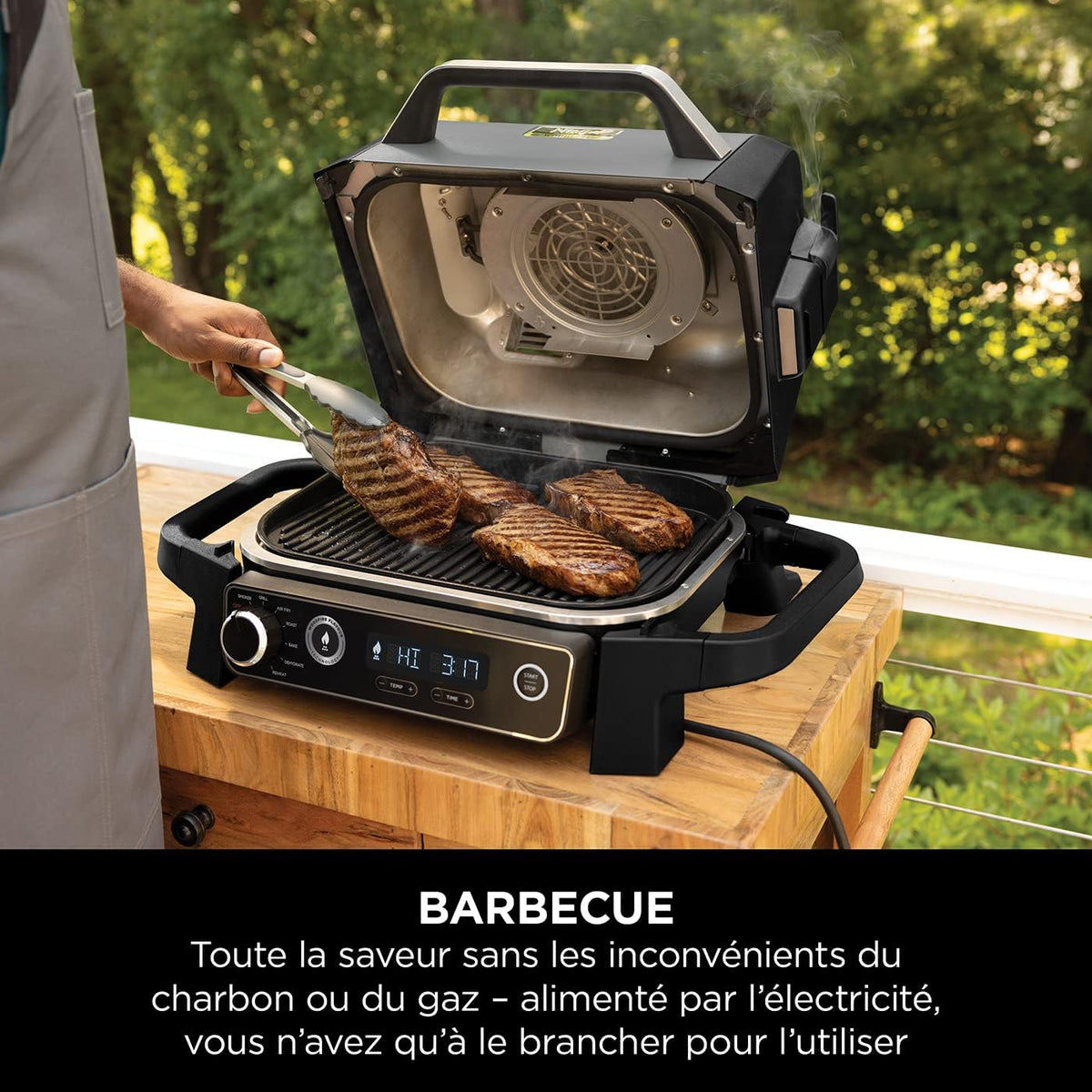 Ninja Woodfire Electric Barbecue, Grill, Smoker & Air Fryer, 7-in-1 Outdoor Barbecue, Grill, Air Fryer, Smoker, Roaster, Oven, Weather Resistant, Non-Stick, Portable, Grey/Black OG701EU