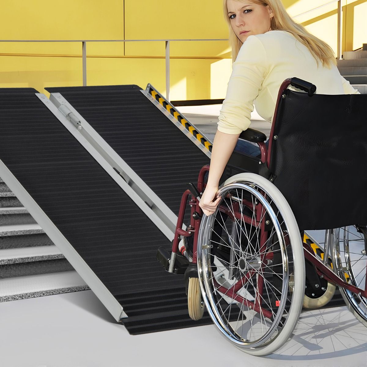 Aluminum Access Ramp with Transition Plate for House 122L -