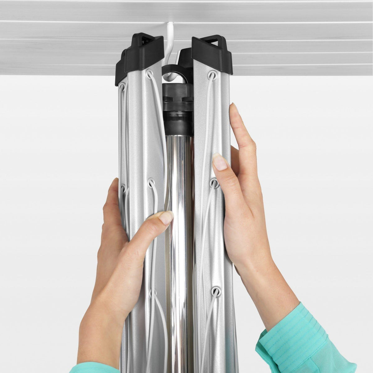 Brabantia - Lift-O-Matic Clothes Dryer - Outdoor Clothesline - Non-slip - UV resistant, 60m - Smooth rotation - Convenient - Metal ground stake - Metallic Grey - 295cm