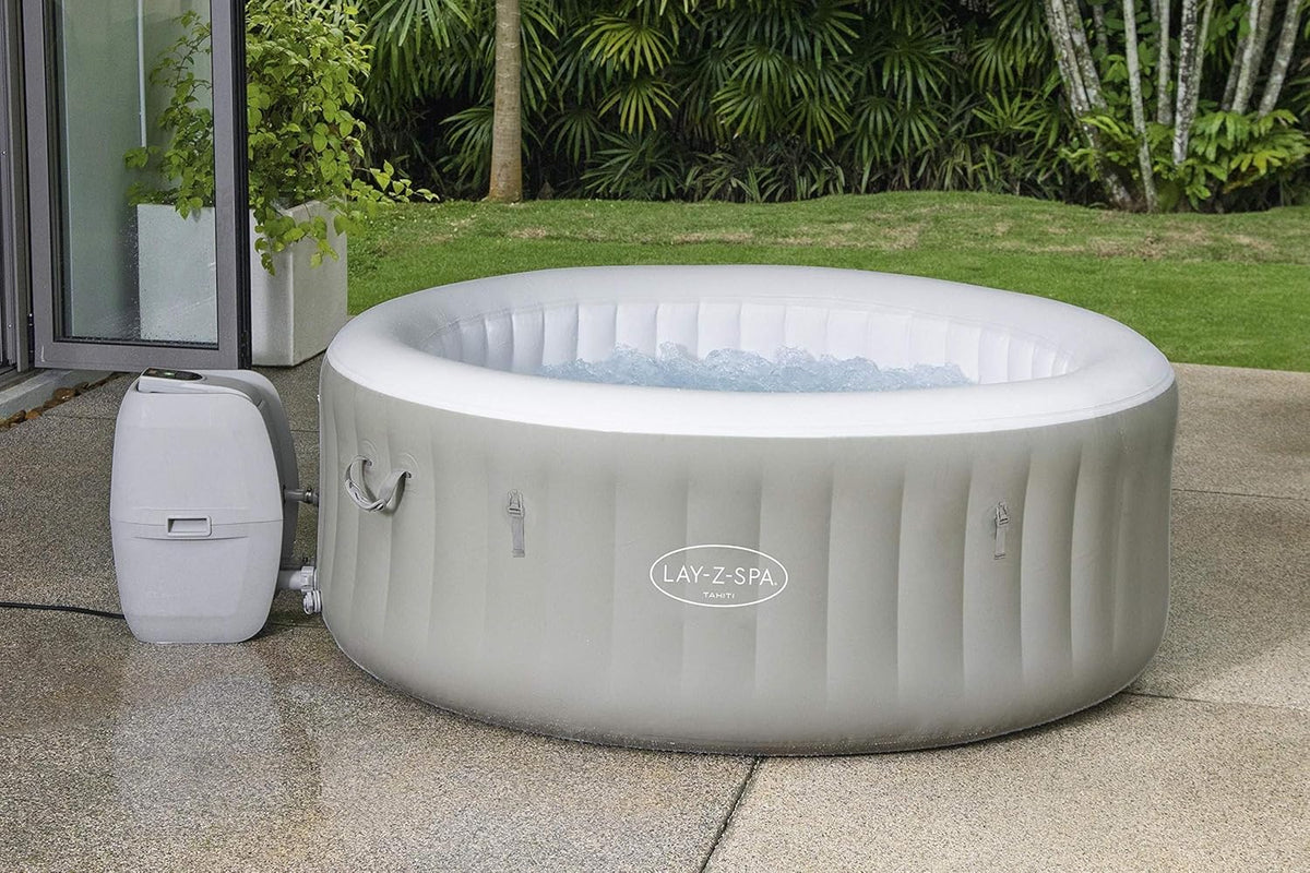 Lay-Z-Spa? Miami Airjet? 2-4 Person Round Inflatable Hot Tub