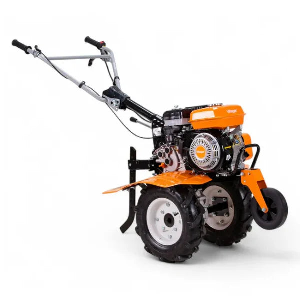 Powerful petrol-powered tiller, 212 cm tall, 80 cm wide.