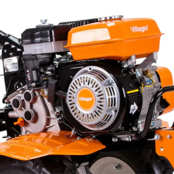 Powerful petrol-powered tiller, 212 cm tall, 80 cm wide.